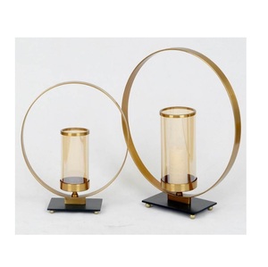 Candelabros de Metal de lujo modernos, decoración elegante para el hogar con diseño de relámpago estilista para bodas y ocasiones especiales diarias - Product Image 1