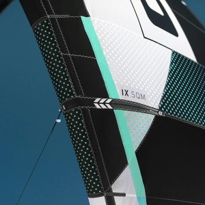 Produit de kitesurf authentique New Core XR8 - Noir Fabriqué en Allemagne (DE) pour les micro-vagues pour tous - Product Image 3