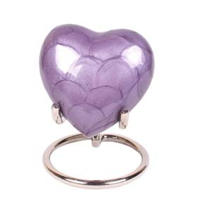 Urnes de crémation de cœur en laiton de haute qualité, nouveau Design avec support, vente en gros, souvenir de cœur de jeton fabriqué en inde - Product Image 3