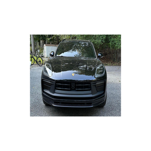 Porscha Panamera Turbo S ที่มีความสามารถความเร็วสูงและความสะดวกสบายหรูหรา