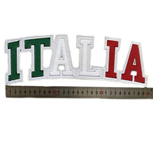 Patch brodé en tissu sergé, design personnalisé OEM américain, inspiré du baseball, formes cœur et fleur, pour chapeaux - Product Image 5