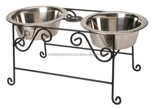 Mangeoire surélevée pour chien en acier de 2 L, argent/rouge, design rectangulaire pour une utilisation en intérieur, double plat pour l'eau et la nourriture - Product Image 3