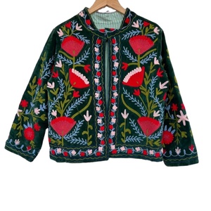 Chaqueta de terciopelo bordada Suzani, abrigo bohemio para festivales, regalo para ella, abrigo de invierno para mujer, chaqueta vintage de estilo llamativo. - Product Image 1