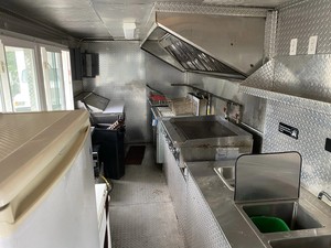Food <b>Truck</b> <b>freightliner</b> MT45 - Product Image 5