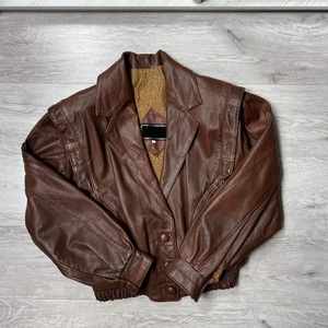 Chaqueta de Cuero Genuino para Mujer, Fabricante al por Mayor, Chaqueta de Cuero Vacuno 100% de Alta Calidad para Mujer - Product Image 1