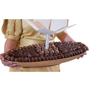 Boîte d'assortiment de chocolats fabriqués à la main plateau de service à chocolat de forme ovale plateau de chocolat en métal de première qualité pour les événements spéciaux - Product Image 6
