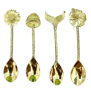 Ensemble cuillère et fourchette en métal de qualité supérieure avec poignée élégante au prix de gros pour l'utilisation de mariage de restaurant hôtel - Product Image 1