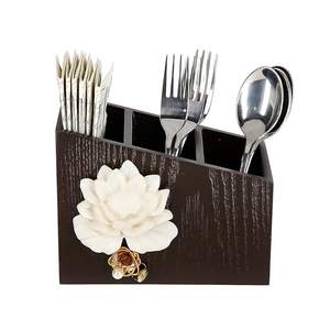 Porte-cuillères en bois imprimé finition naturelle avec motif design – Organiseur de cuillères de cuisine en bois imprimé - Product Image 5