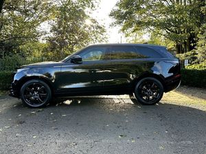 Range Rover Velar RHD 2020 Super Propre, SUV Automatique Turbo avec Sièges en Cuir, Phares LED et Caméra Arrière 360° à Vendre - Product Image 3