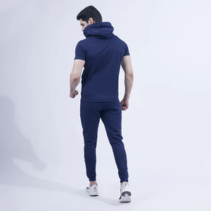 Conjunto de chándal de verano de algodón 100% azul hecho en fábrica para hombre, camiseta con capucha para hombre, conjunto de pantalones para correr a la venta a granel - Product Image 2
