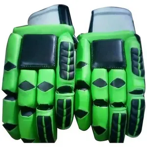 Guantes de cricket de cuero PU blanco de tamaño mediano de alta calidad Precio razonable para guantes de bateo de patrón liso de la India - Product Image 3