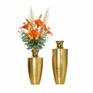 Florero Decorativo de Diseño Fabuloso para Interiores, Florero de Metal Dorado de Primera Calidad para Decoración de Mesa, Florero para Decoración del Hogar - Product Image 5