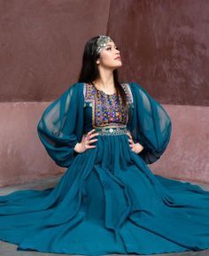 ชุดเดรสวินเทจอัฟกันคุณภาพพรีเมียมสำหรับผู้หญิง ระบายอากาศได้ดี งานฝีมืออินเดีย ปากีสถาน ชุดราตรีอัฟกานิสถาน ชุดงานแต่งงาน ชุดงานเลี้ยง - Product Image 4