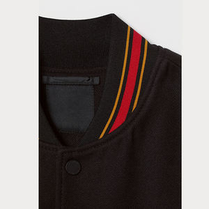 Vestes universitaires noires de luxe personnalisées Veste pour hommes Veste universitaire Letterman à manches en cuir pour hommes - Product Image 6