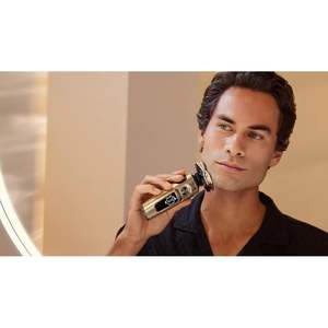 Afeitadora Eléctrica de Doble Cuchilla con Carga Inalámbrica, Sistema de Limpieza, Carga Rápida, Resistente al Agua IPX7, Estuche Premium - Para Uso en Seco y Húmedo, Lavable - Product Image 1