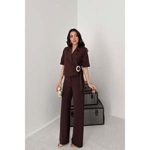 Traje de Chaqueta y Pantalones Marrón con Hebilla Sencilla - Marrón - Product Image 1