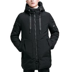 Parka matelassée en toile enduite résistante à capuche pour homme, veste d'hiver avec fabrication en gros personnalisée - Product Image 2