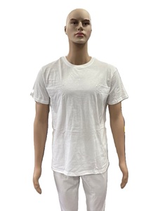 La Camiseta de algodón y poliéster para hombre se puede personalizar en tallas de estilo de color fabricadas en India, proveedor exportador de Mumbai - Product Image 4
