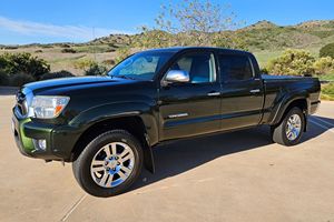Toyota Tacoma Limited Double Cab PreRunner 2013 d'occasion, 1 propriétaire, valeur supplémentaire limitée et forfaits de remorquage - Product Image 2