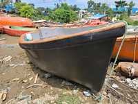 Yacht de luxe de 7,3 mètres, design de bateau à pont, avec bois de teck et coque en fibre de verre, moteur inboard