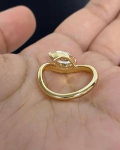 Anillo Moderno de Moissanita con Corte Marquesa, Color D, Claridad VVS, Banda Trenzada con Pavé, Oro Sólido de 14K, Regalo Único de Compromiso o Promesa - Product Image 4