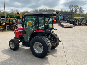 Tracteur agricole d'occasion 4x4 Massey Ferguson MF375/MF290 65 CV avec moteur, boîte de vitesses et pompe pour travaux agricoles - Product Image 4