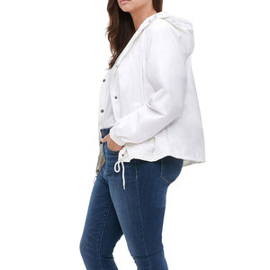 Chaqueta Cortavientos de Material Duradero, Nueva Moda, Resistente al Viento, Hecha en Pakistán - Product Image 4