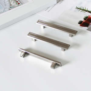 Tirador de Cajón Rectangular Moderno de Aleación de Zinc para Cómoda, Tirador de Barra Minimalista, Duradero y Ecológico para Cocina y Comedor - Product Image 3