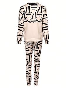 Ensemble de survêtement décontracté et élégant pour femmes, vêtements de sport streetwear, conçu pour le fitness, l'entraînement et le confort au quotidien - Product Image 4