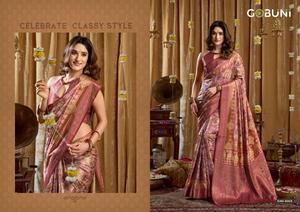 Vêtements de fête pour femmes, imprimé numérique en cluster avec bordure Banarasi et glands avec chemisier par Maruti Fashion - Product Image 4