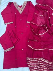 Hermoso conjunto de traje de rayón tejido Zari bordado a mano, ropa de fiesta tradicional pesada para adultos, estilo indio pakistaní - Product Image 5