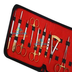 Juego de Instrumentos Quirúrgicos de Blefaroplastia Manual de Acero Inoxidable de Alta Calidad |   Cirugía Plástica de Párpados con Certificación CE - Product Image 2