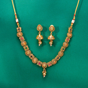 Dernier ensemble de collier Meenakari antique fait à la main avec des bijoux de mode de qualité d'exportation plaqués or - Product Image 3