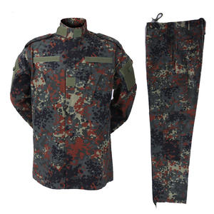 Uniforme de camuflaje personalizado al por mayor, uniforme de seguridad de poliéster y algodón con logotipo personalizado, uniforme de hombre con múltiples bolsillos, ropa de calle - Product Image 1