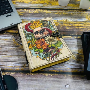 Grimoire journal sort livre sorcellerie sorcière et Wiccan journal indésirable fait à la main cadeau rustique pour Halloween - Product Image 1