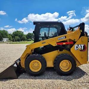 Minicargadora CAT 242D3 bastante usada a la venta - Product Image 6