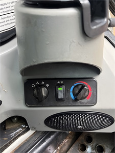 Chargeur sur chenilles Skid Steer 2013 bobbcat T590 chargeur meilleur prix chargeur avec moteur de fonctionnement puissant prêt à expédier - Product Image 5