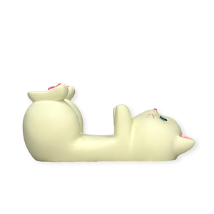 El diseño inteligente cumple con la funcionalidad Explorando las características de un teléfono gato fabricado en Vietnam - Product Image 2