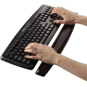 Fellowes Crystal Gel <b>Wrist</b> <b>Rest</b> Non-Antistatic Plastic Black 47.15 X 1.59 X 5.87 cm for Keypads & Keyboards - Product Image 3