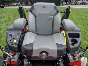 Cortadora de Césped Comercial Toro 72960 Z-Master Serie 6000 de 60 Pulgadas con Motor Kawasaki de 31 HP - Product Image 6