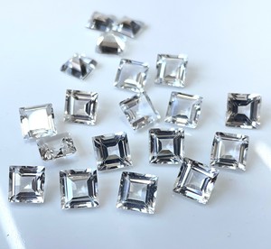 บุษราคัมสีขาวธรรมชาติตัดเป็นเหลี่ยมเพชรพลอยหลวมสีขาวบุษราคัม - Product Image 2