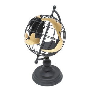 Globe terrestre décoratif Le meilleur article en aluminium de haute qualité Vente à chaud Sculpture en métal et fer couleur or Rotation évidée - Product Image 4