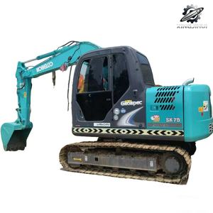 Excavatrice d'occasion Kobelco SK75, marque japonaise d'origine, 7,5 tonnes, mini-excavatrice, excavatrice sur chenilles en caoutchouc - Product Image 1