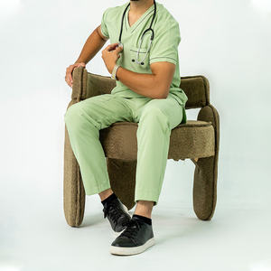 Uniforme d'hôpital pour hommes de haute qualité et durable disponible en différentes tailles comme uniforme d'hôpital d'infirmière de gommage à la demande personnalisée en gros - Product Image 3
