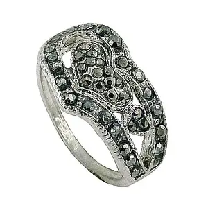 Bague cocktail pour femme en or 10 carats plaqué rhodium vintage, pierre précieuse noire marquise, faite à la main - Product Image 2