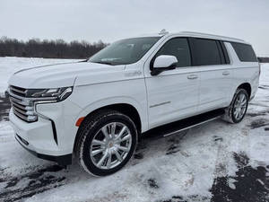 เชฟโรเลต ซับเบอร์บัน ปี 2024 สภาพดีเยี่ยม มือสอง - Product Image 3