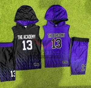 Ensemble de maillots de football 7v7 de haute qualité OEM, respirant, à séchage rapide, avec capuche, short, impression numérique, couleurs personnalisées - Product Image 5