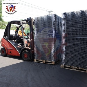 Galvanized <b>Wire</b> Mesh Decking with Heavy Load Capacity for Pallet <b>Rack</b> Safety and Warehouse Storage Systems - Product Image 3