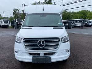 P-l-e-a-s-u-r-e-W-a-y P-l-a-t-e-a-u XLTS S-t-d- de Segunda Mano, Año 2020 Modelo listo para vender - Product Image 3