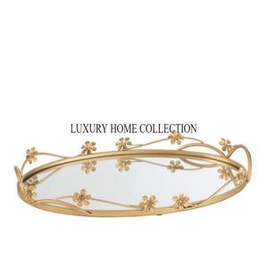ถาดกระจกโลหะที่ออกแบบมาอย่างสวยงามพร้อมกรอบหรูหราและพื้นผิวกระจกสำหรับการให้บริการที่เก๋ไก๋และการตกแต่งบ้านที่ทันสมัย - Product Image 1